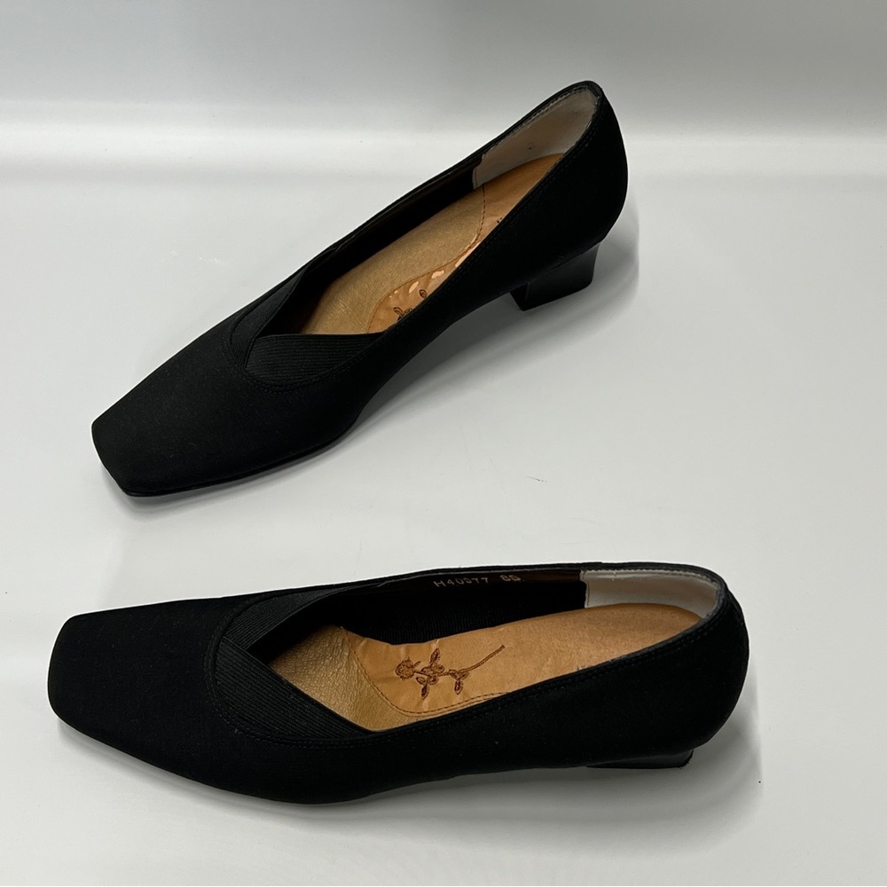 ROS HOMMERSON Women’s size 8S Black Low Heel Slip On